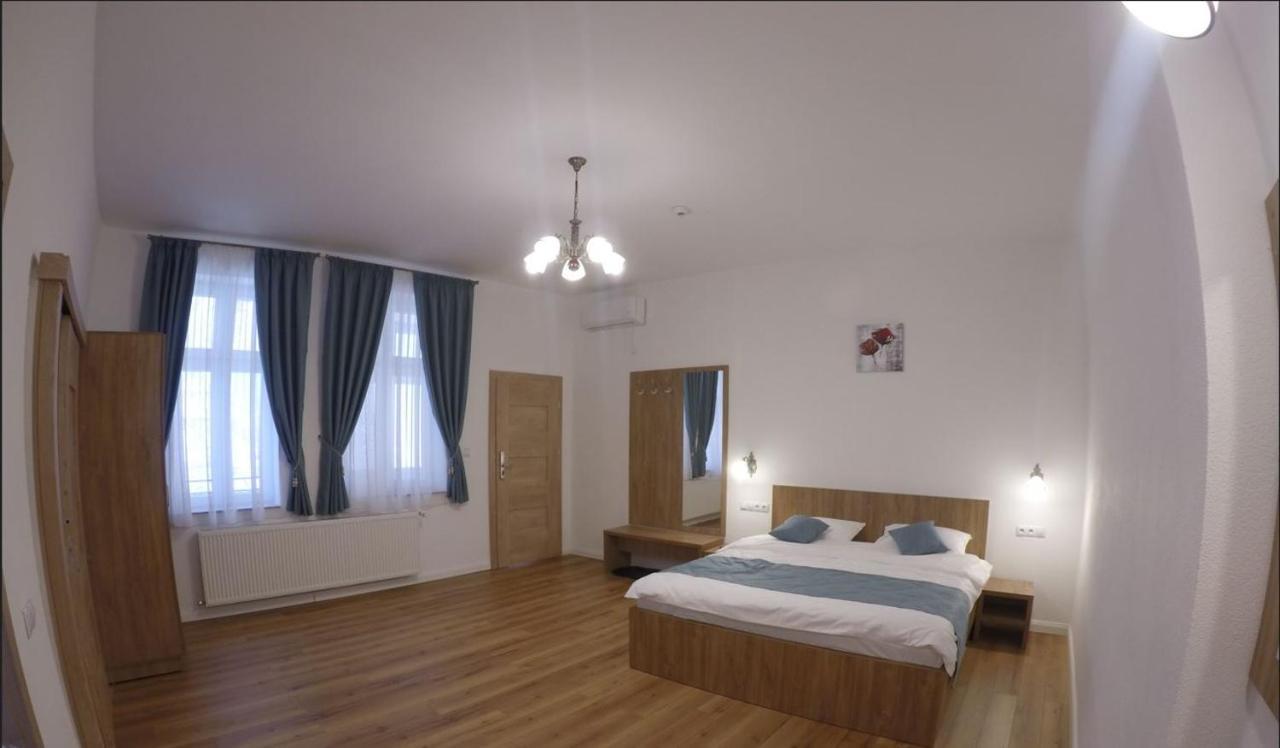 Casa Bacila Hotel ซีบิว ภายนอก รูปภาพ