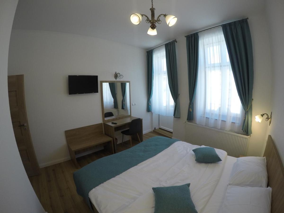 Casa Bacila Hotel ซีบิว ภายนอก รูปภาพ